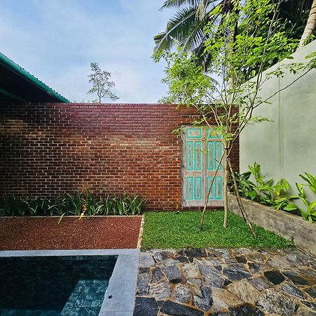Container Villa Luxury Collection Weliweriya Exteriör bild
